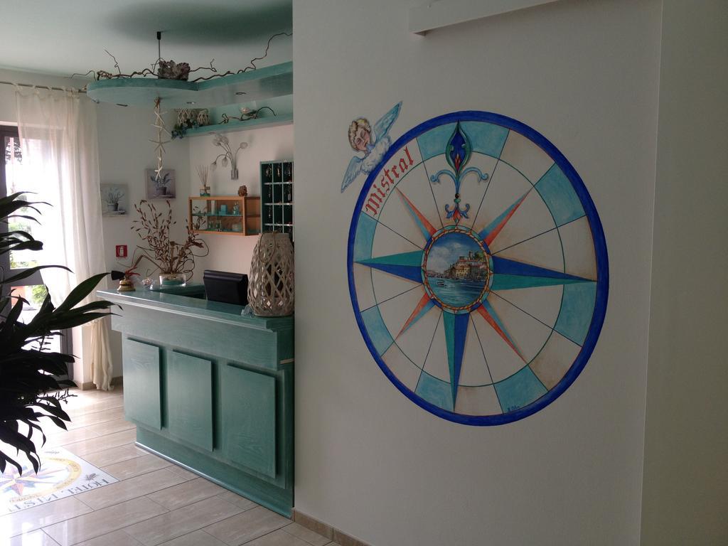 Hotel Mistral Marina di Campo Dış mekan fotoğraf