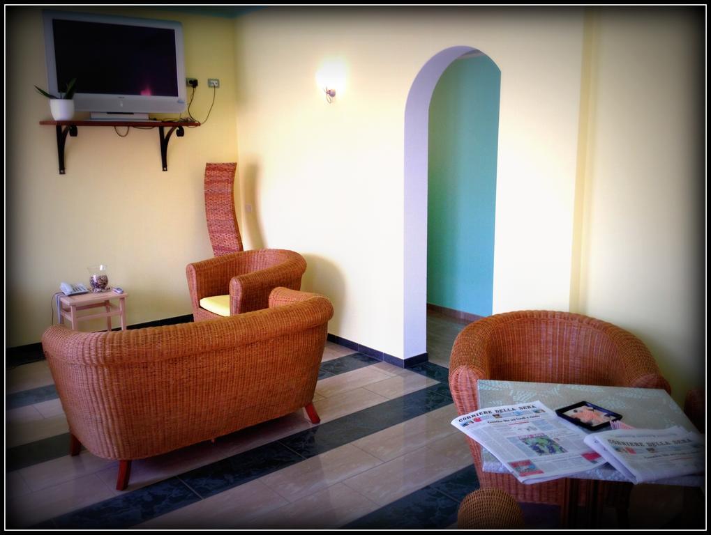 Hotel Mistral Marina di Campo Dış mekan fotoğraf