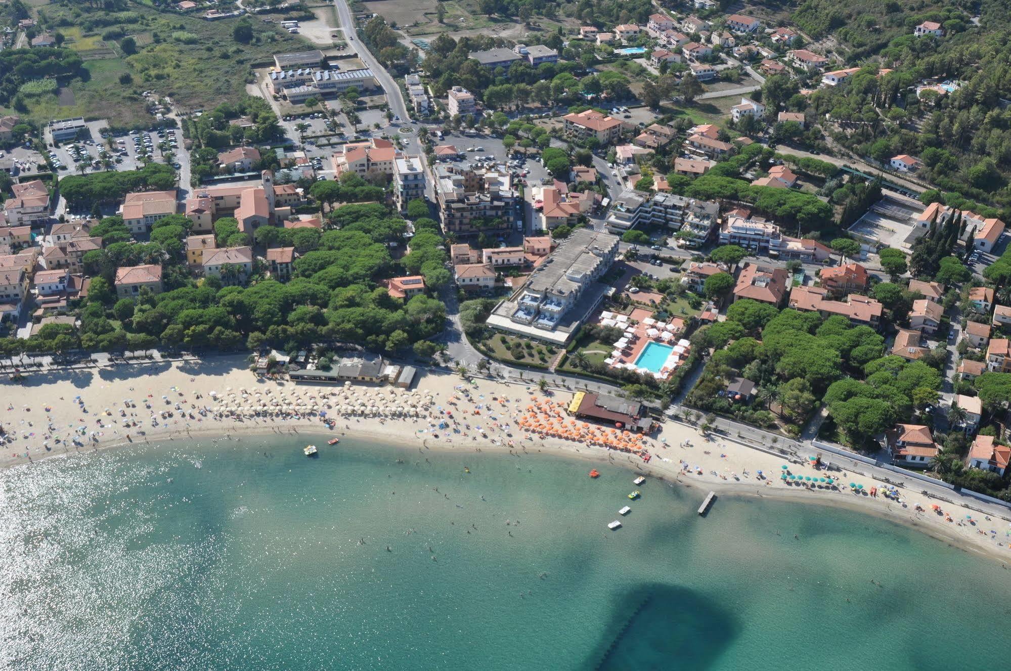 Hotel Mistral Marina di Campo Dış mekan fotoğraf